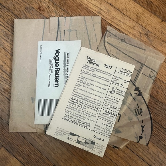 Vogue’s Vintage Basic Design Dress Sewing Pattern 1017 Size 12 Maxi Short Uncut - Picture 2 of 10